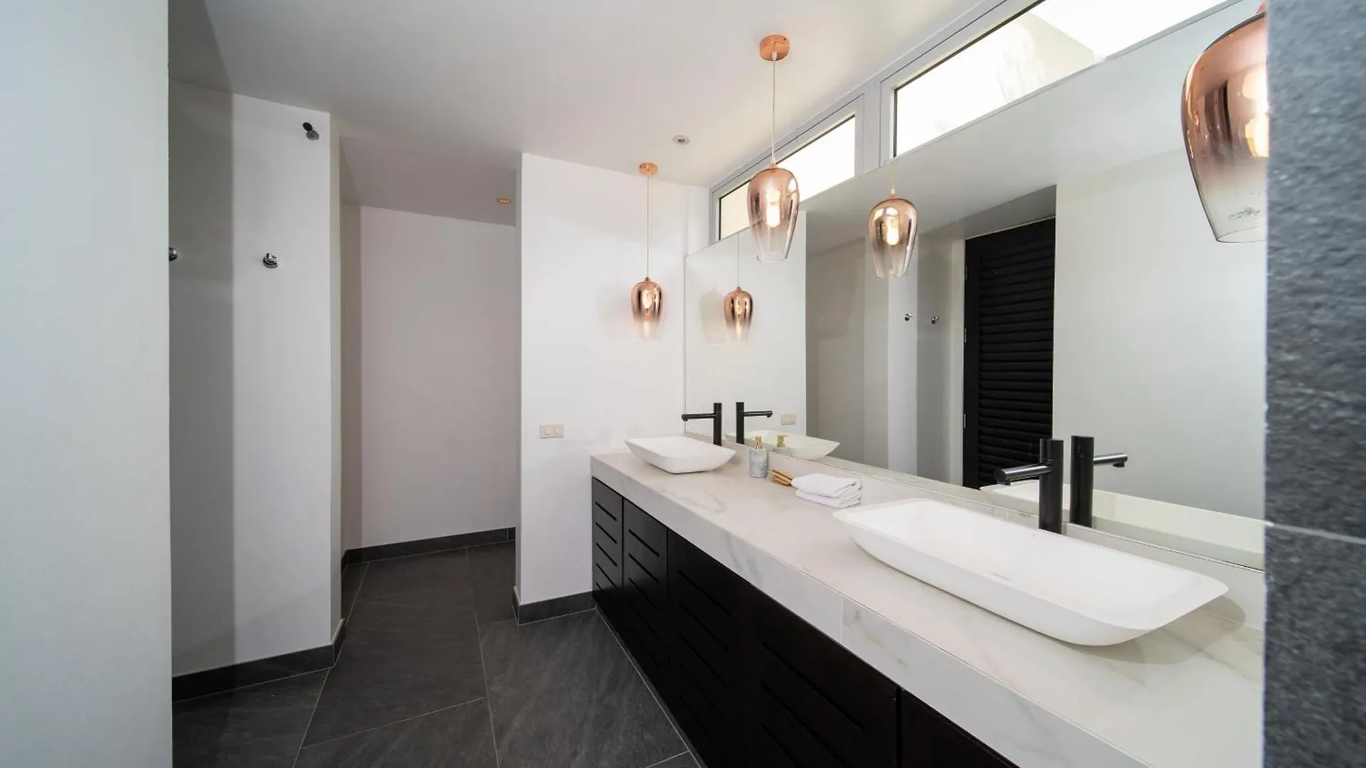 Luxury 4Br Pool Villa In Layan Estate  Layan Beach (Phuket)
