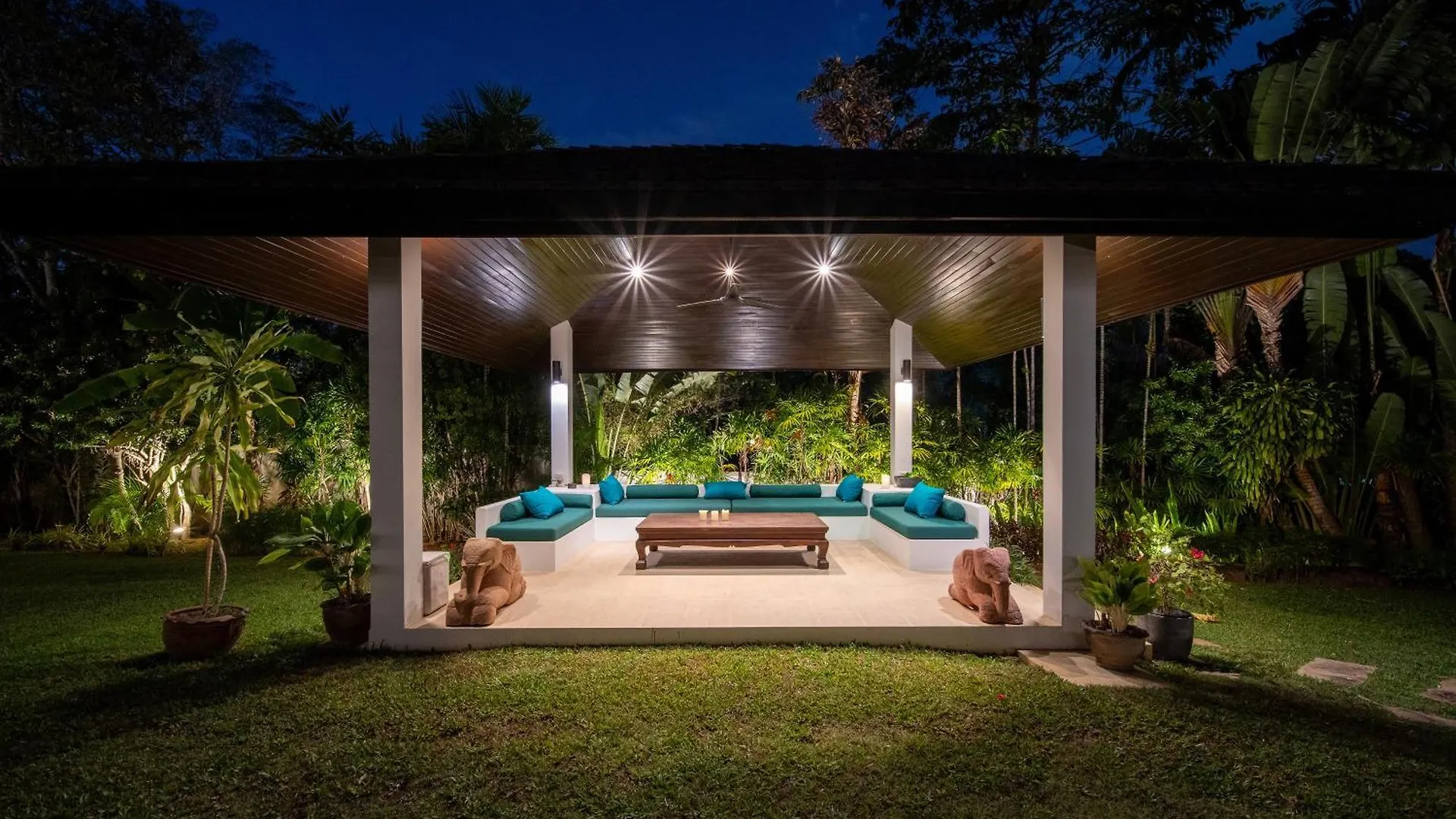 Luxury 4Br Pool Villa In Layan Estate